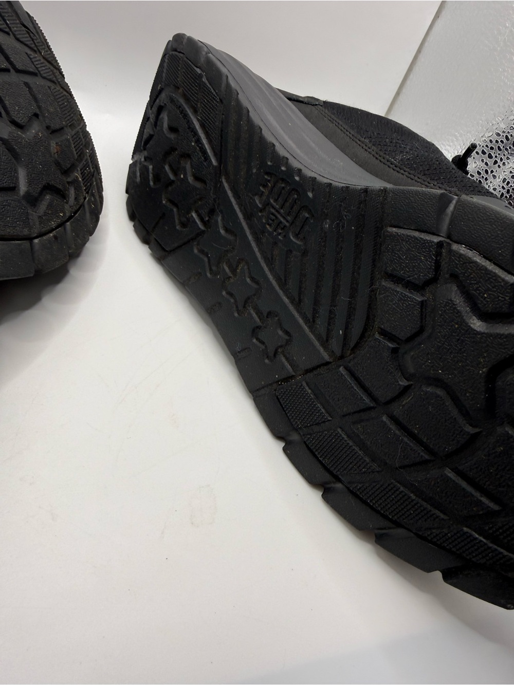 Hey Dude Sirocco Alta Black on Black Sneakers Women’s Size 9 Wide - Picture 8 of 8